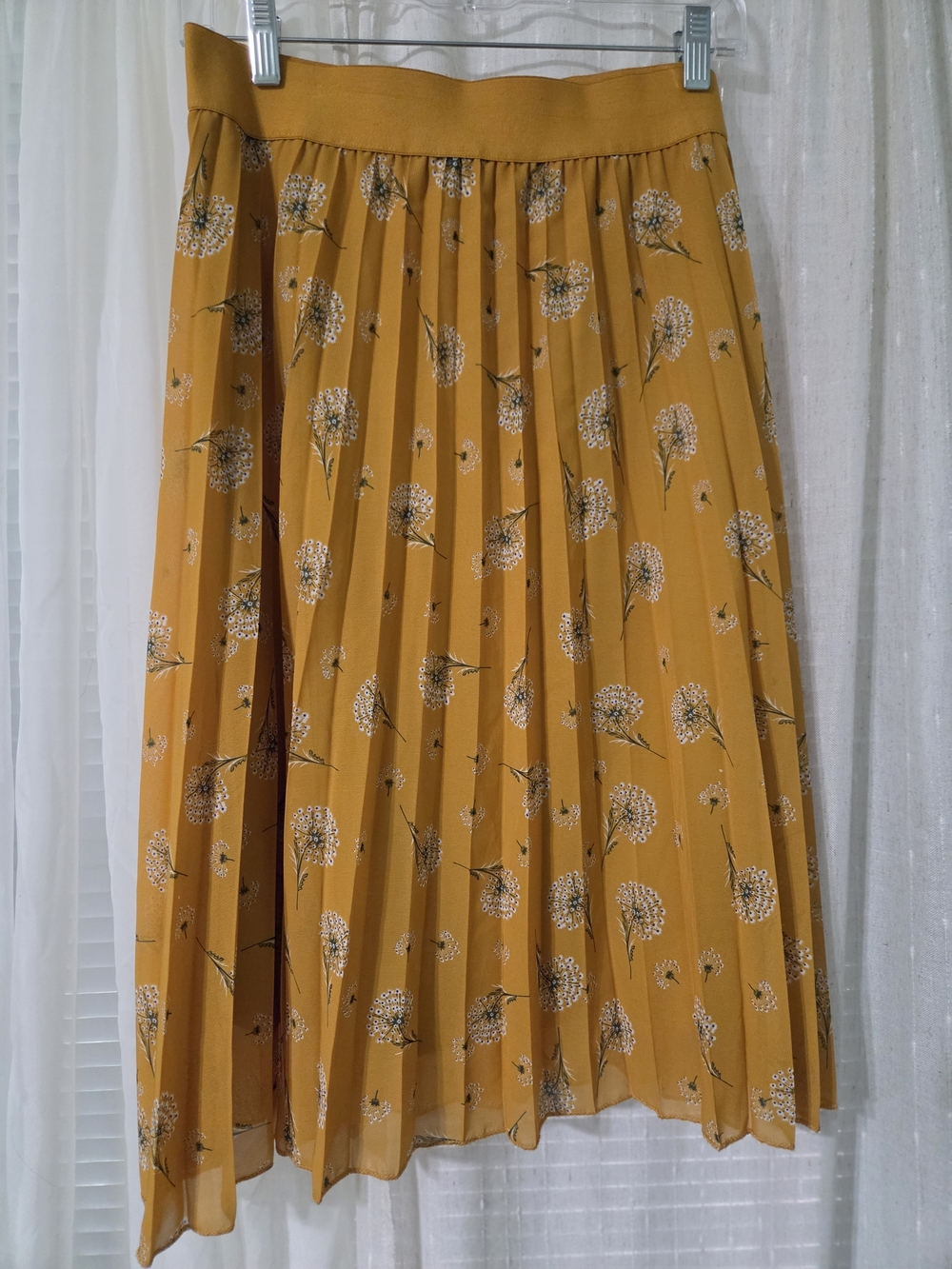 Metrowear Mustard Floral Pleated Midi Skirt